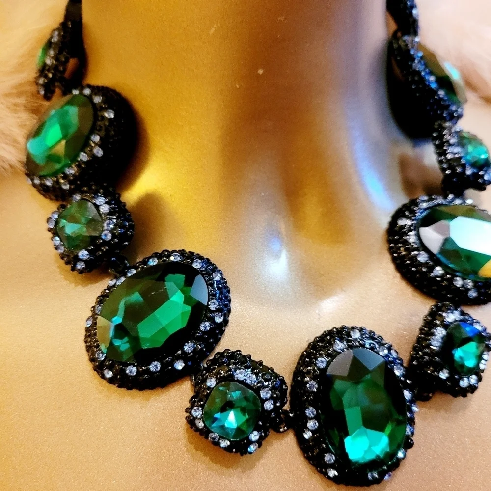 Vintage Estate Baroque Runway Green & Blue Austrian Crystal Statement Ne…